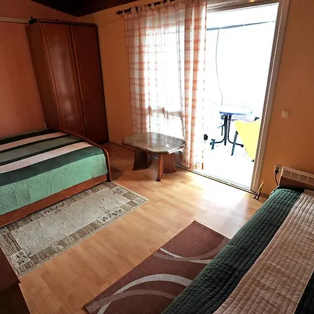 Apartment Vida *